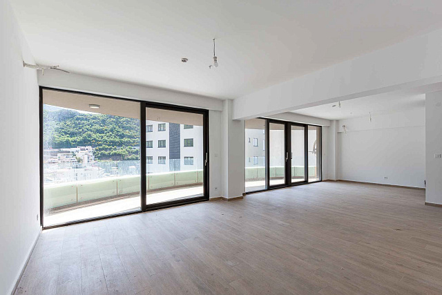 Apartment in Rafailovići mit einer Gesamtfläche von 127 m² plus einer Terrasse von 13 m² — photo 6